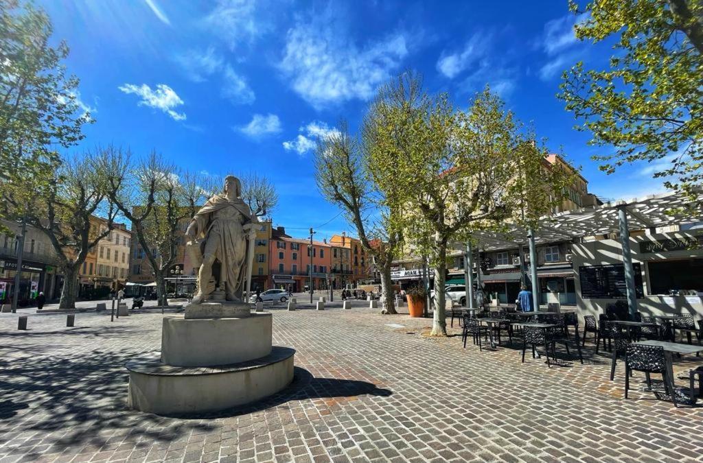 La Maison De Lily, Cosy Dans Le Vieux-Hyeres, Parking Gratuit Eksteriør bilde
